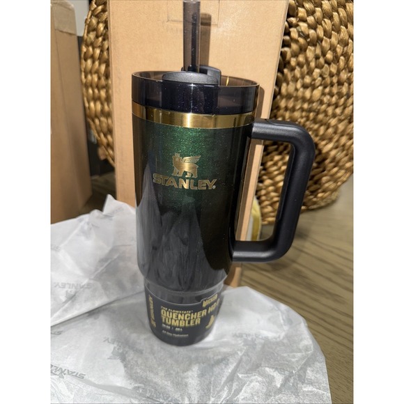 Wicked x Stanley ELPHABA 💚 30oz - Picture 2 of 8